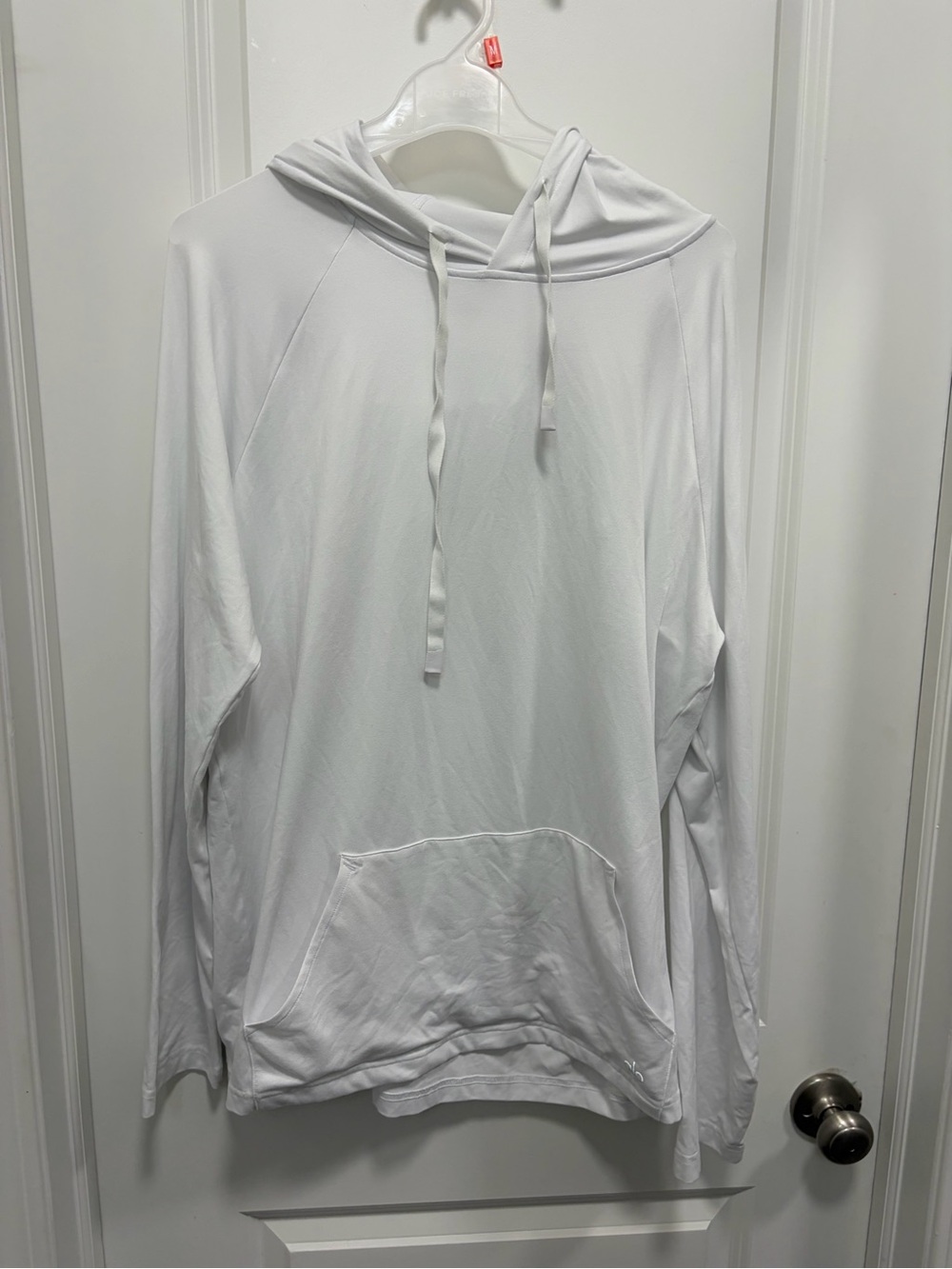 Alo Men’s Yoga Hooded Pullover Pure White Large Tiniest Hole From Tag